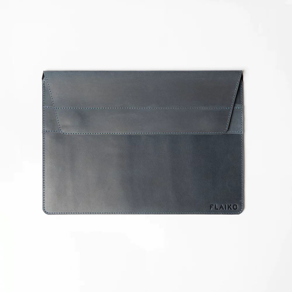 Leather MacBook Series Case Dominic - Navy